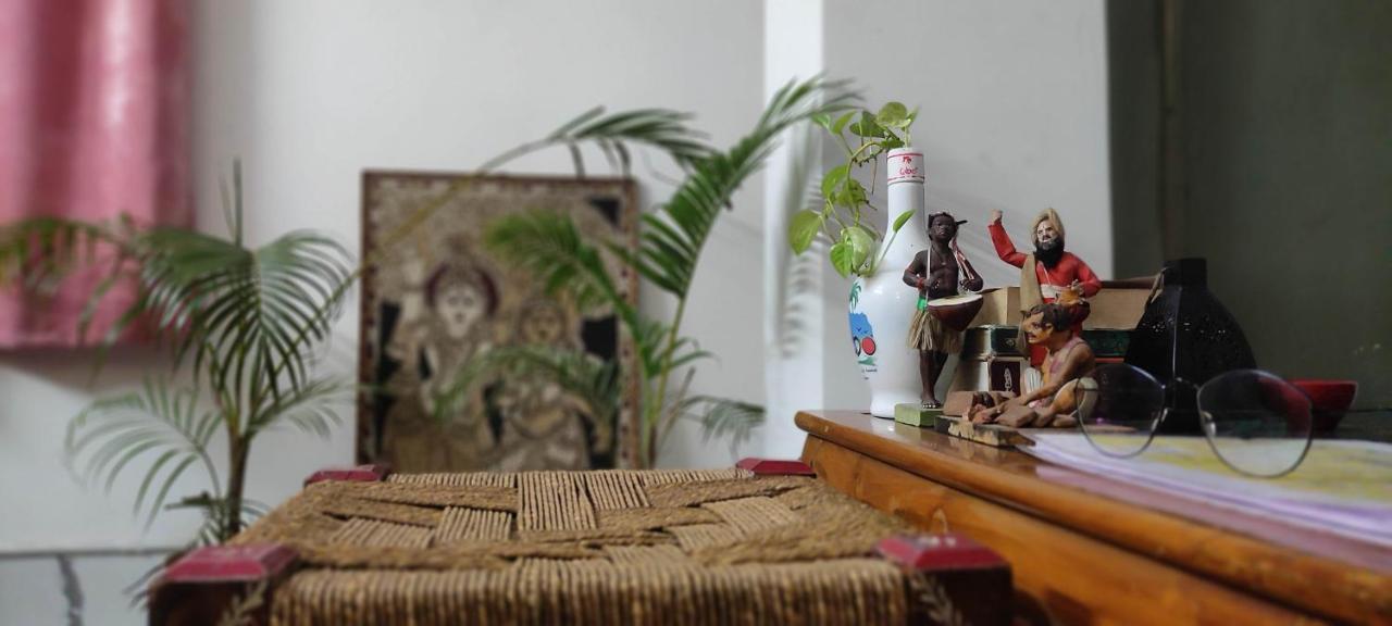 Satrangi Homestay Calcutta Eksteriør billede