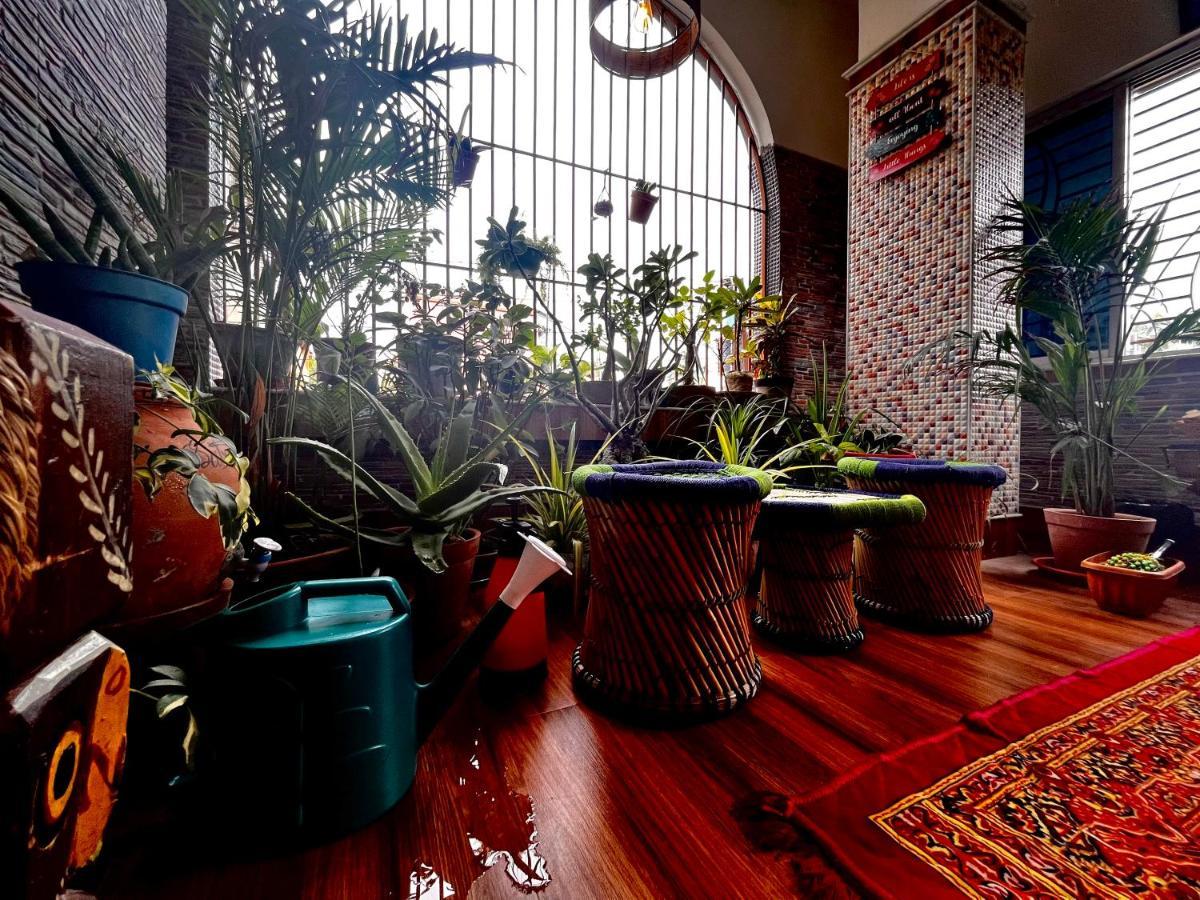 Satrangi Homestay Calcutta Eksteriør billede